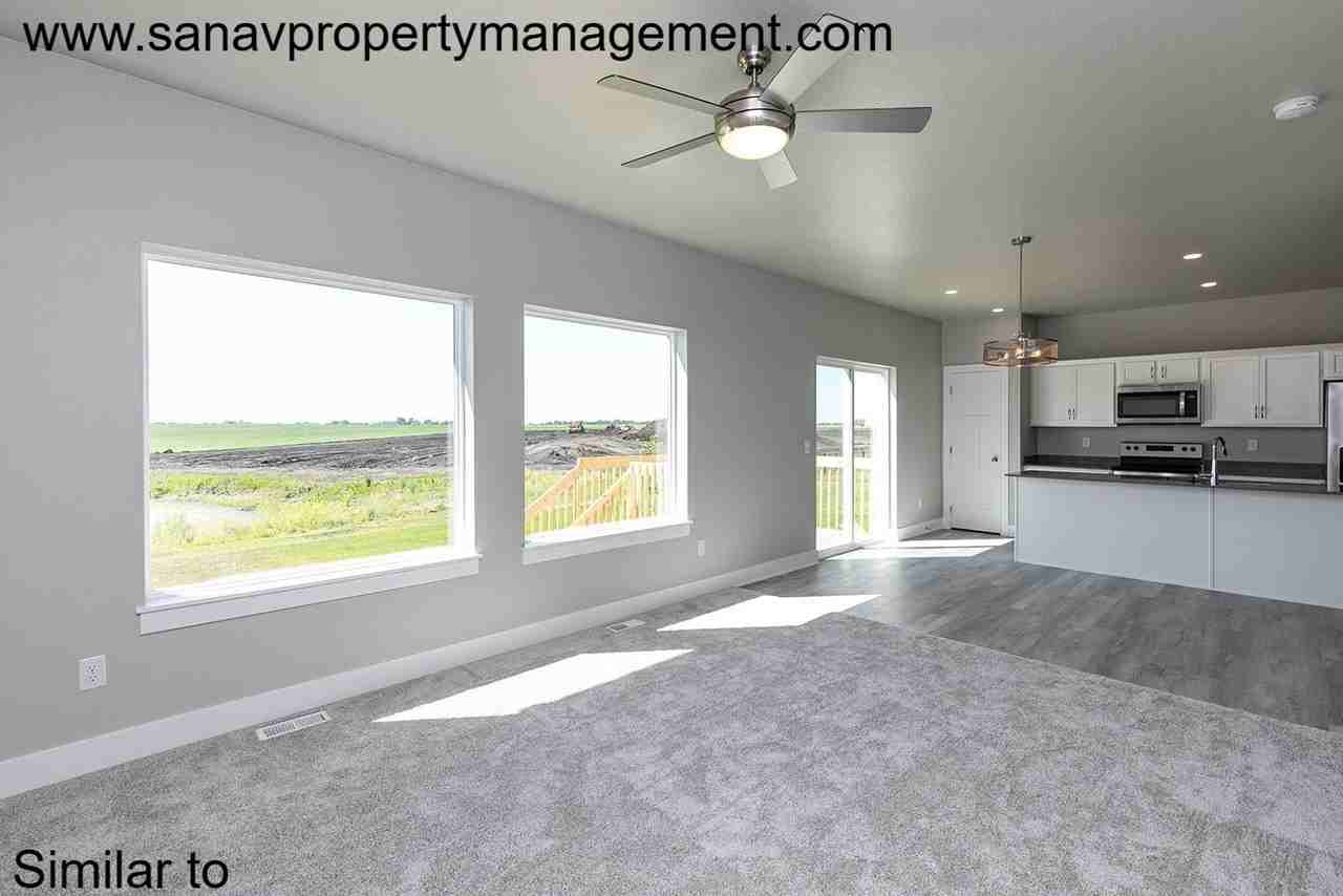 15118 Deerview Dr - Photo 7 of 25