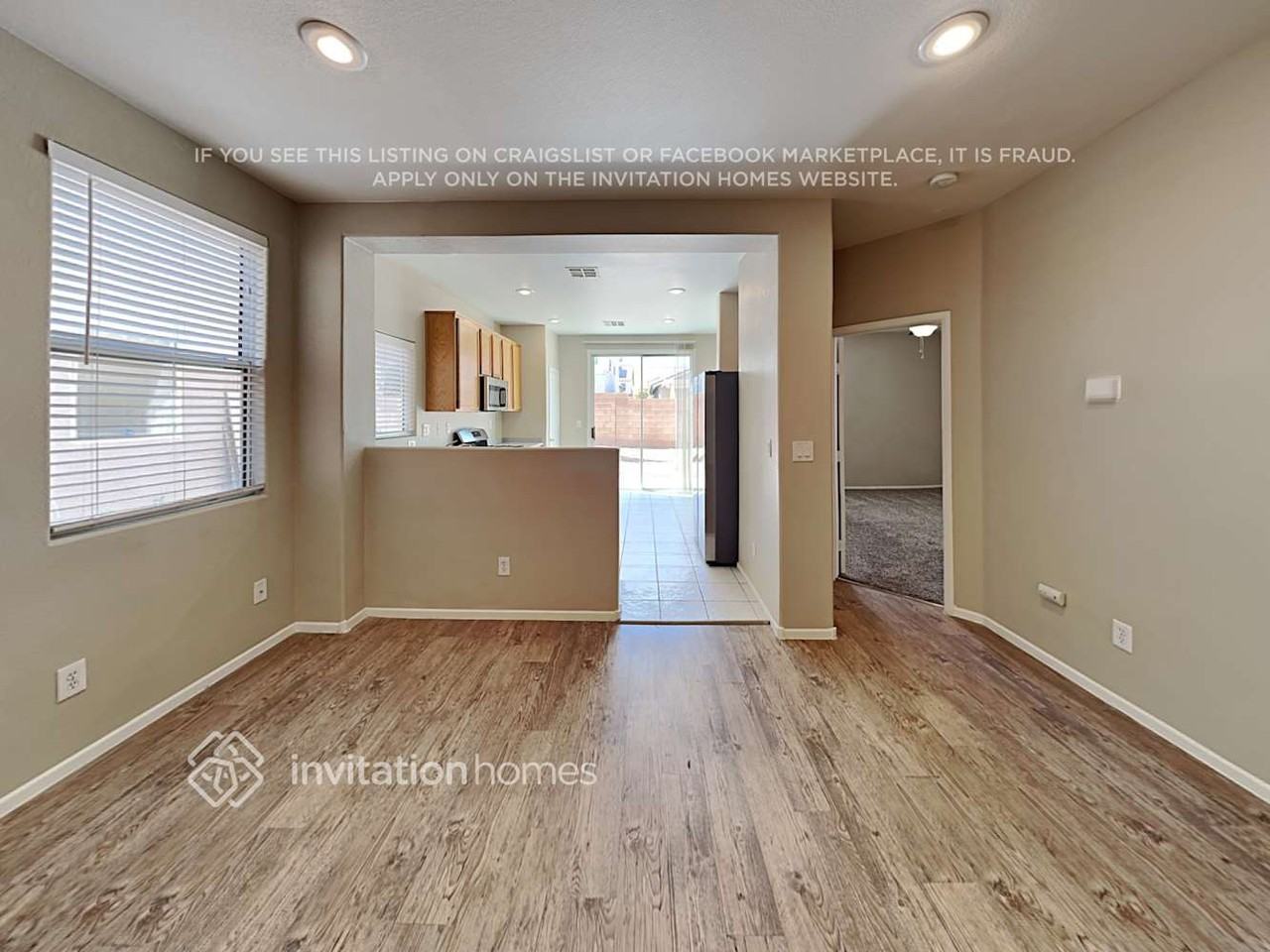 11765 Bergamo Ct - Photo 5 of 17