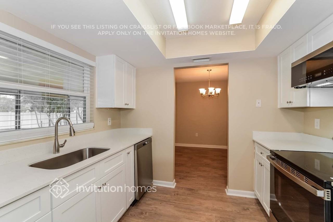 918 Rangeline Rd - Photo 6 of 18