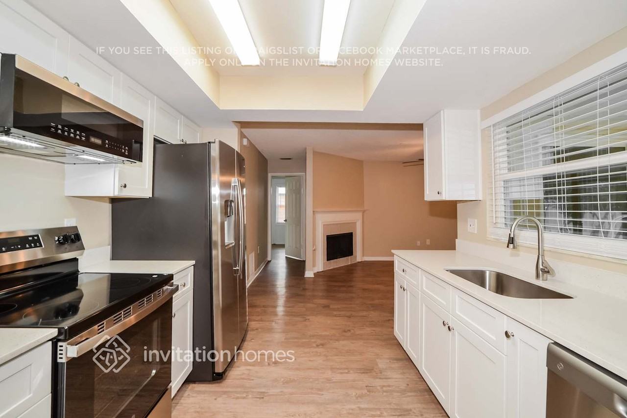 918 Rangeline Rd - Photo 7 of 18