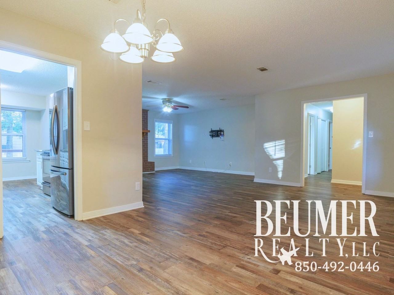 231 S 69th Ave - Photo 3 of 28