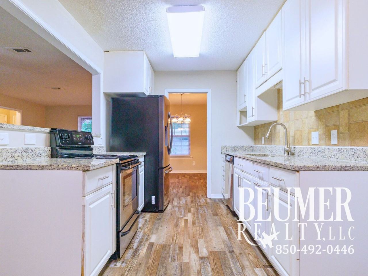 231 S 69th Ave - Photo 6 of 28