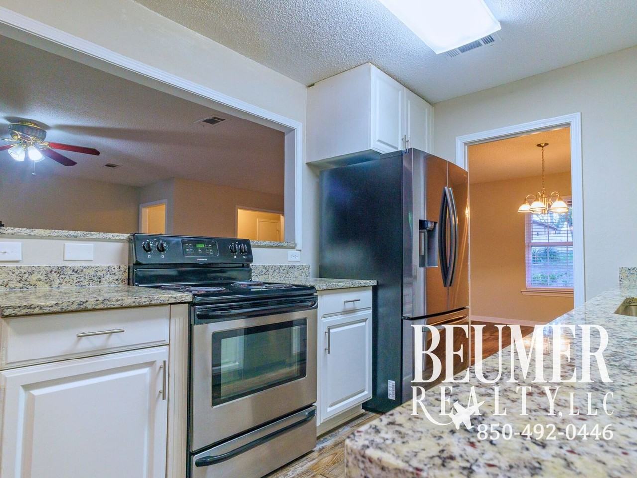 231 S 69th Ave - Photo 7 of 28