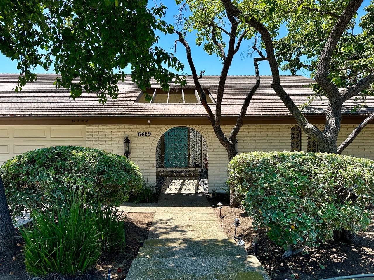 6429 Rancho Park Dr - Photo 2 of 50