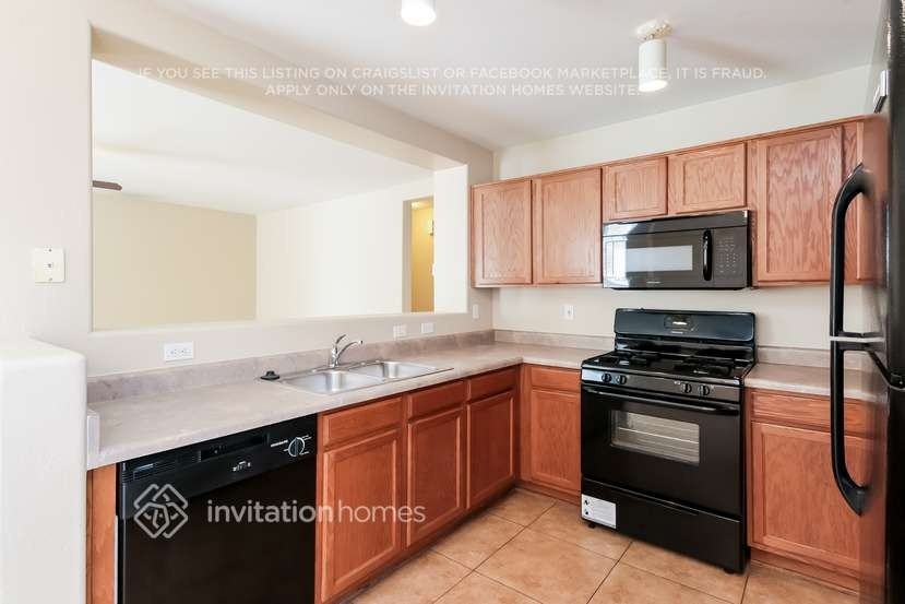 6050 W Pueblo Ave - Photo 4 of 21