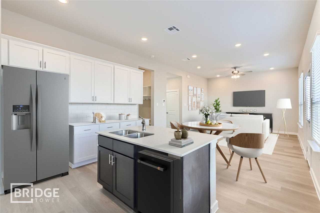 3101 Witt Rd - Photo 2 of 10