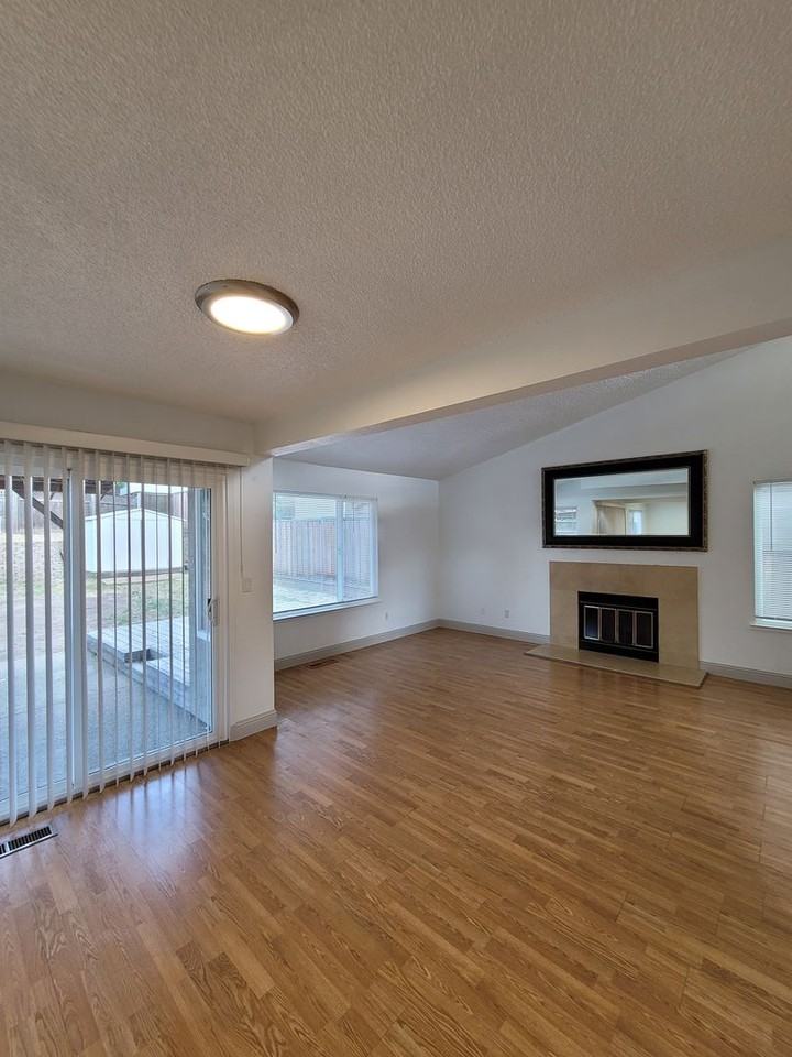 2501 Brazil Dr - Photo 6 of 19