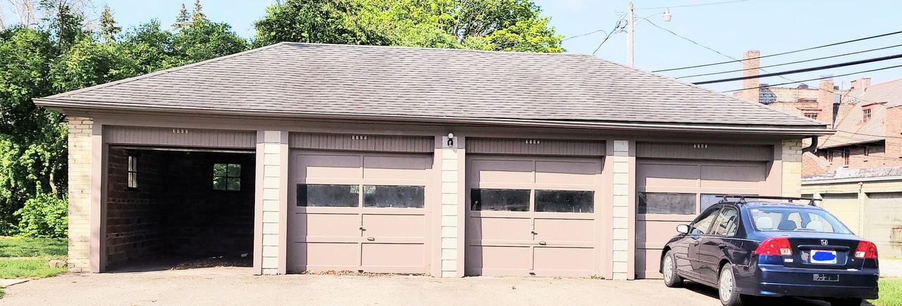 2177 Coventry Rd - Photo 3 of 50