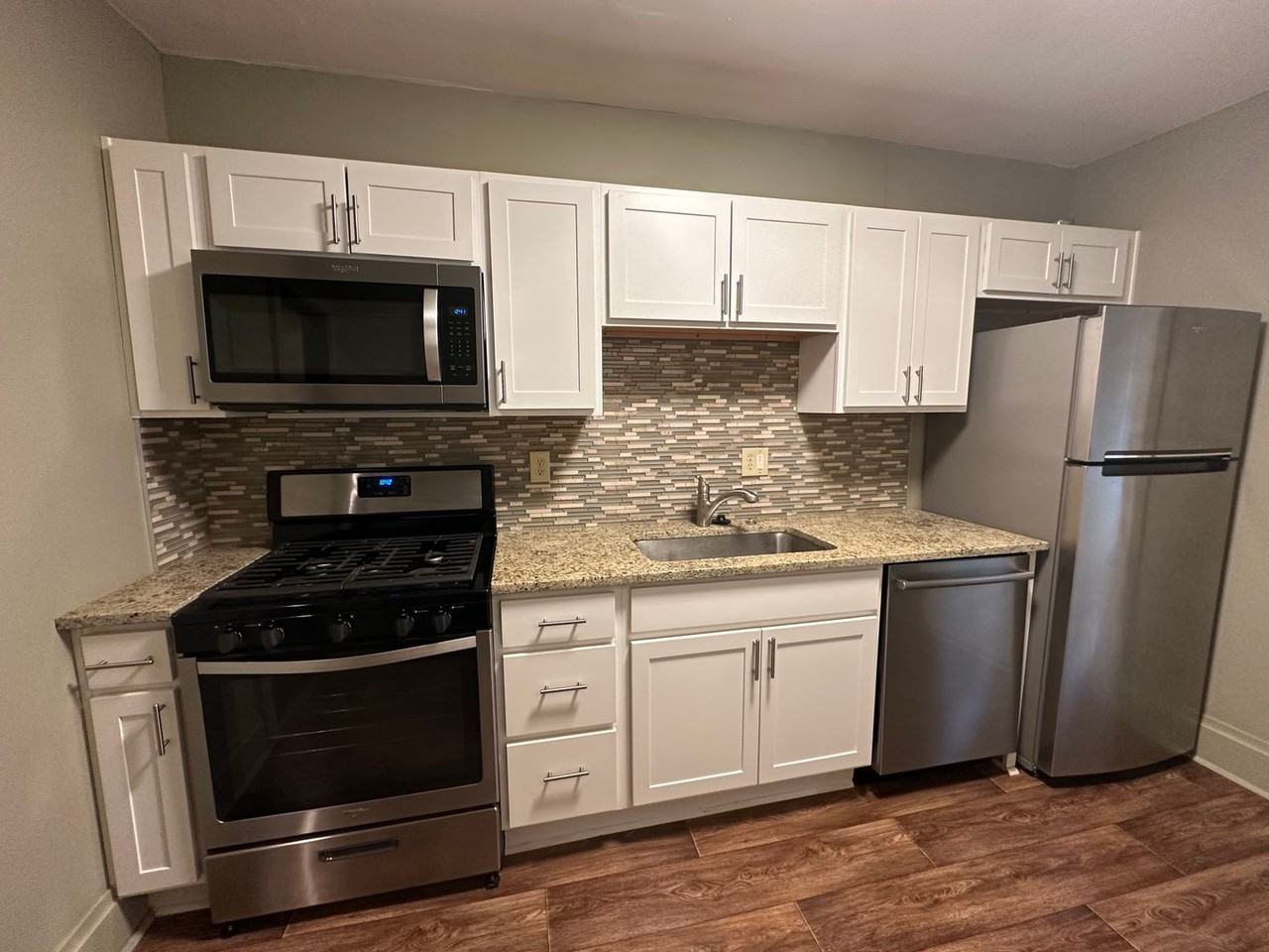 2177 Coventry Rd - Photo 4 of 50