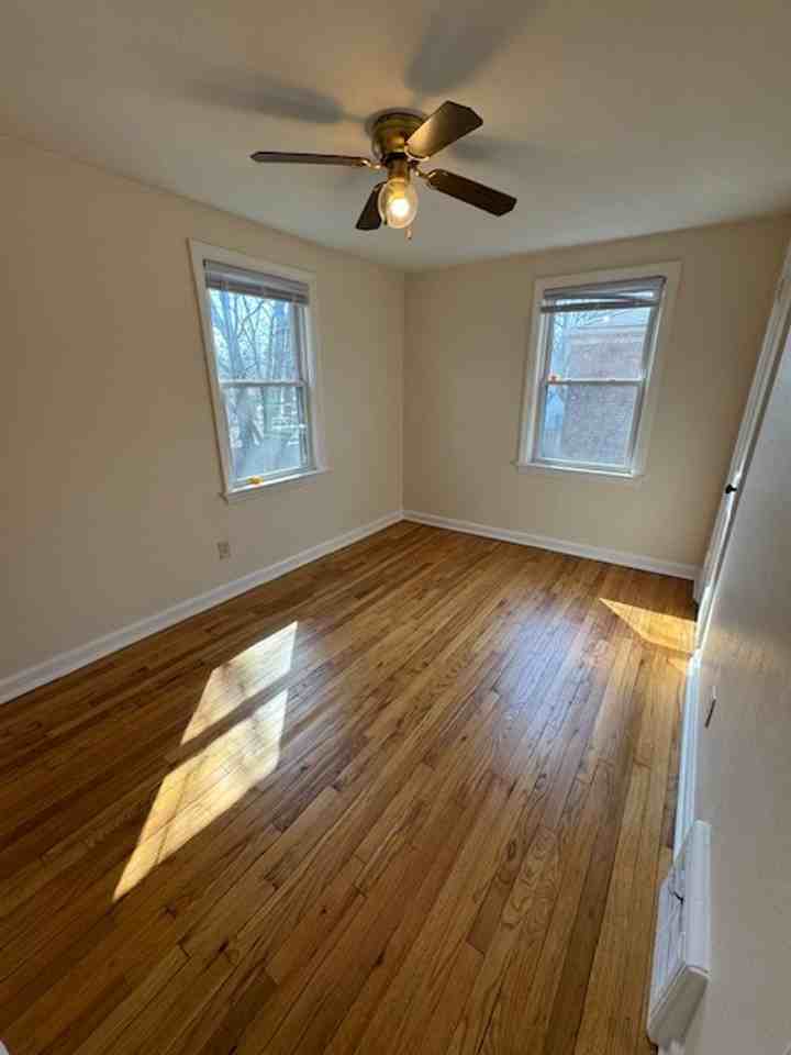 2215/2217 Hecker Ave - Photo 7 of 9