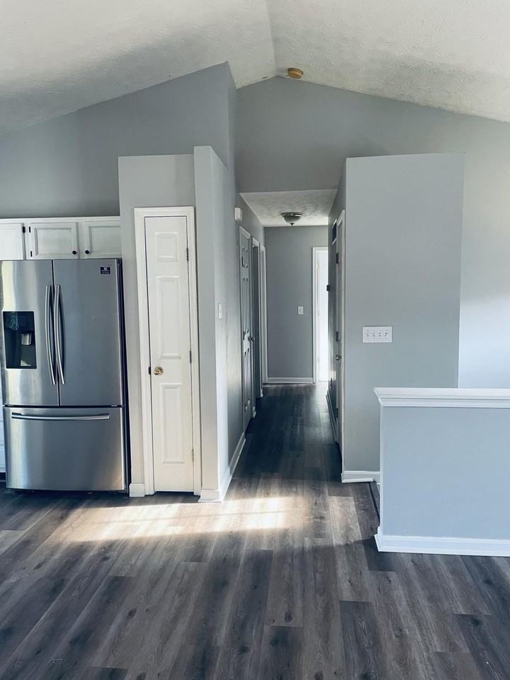 3070 Cattail Cove Ln - Photo 6 of 19