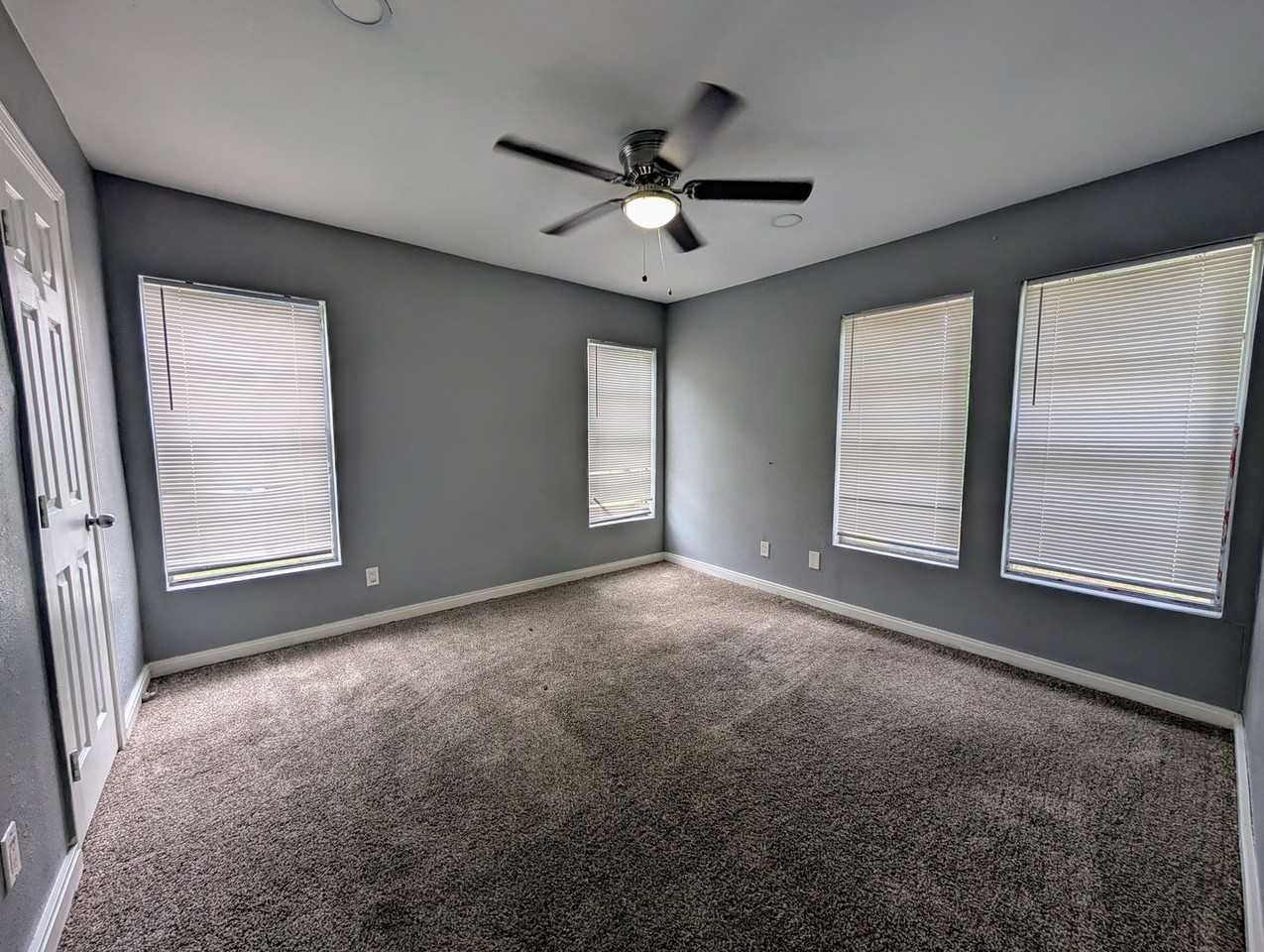 1805 W 24th St - Photo 7 of 7