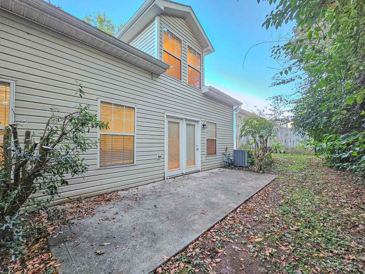 857 Ashley Michelle Ct - Photo 3 of 34