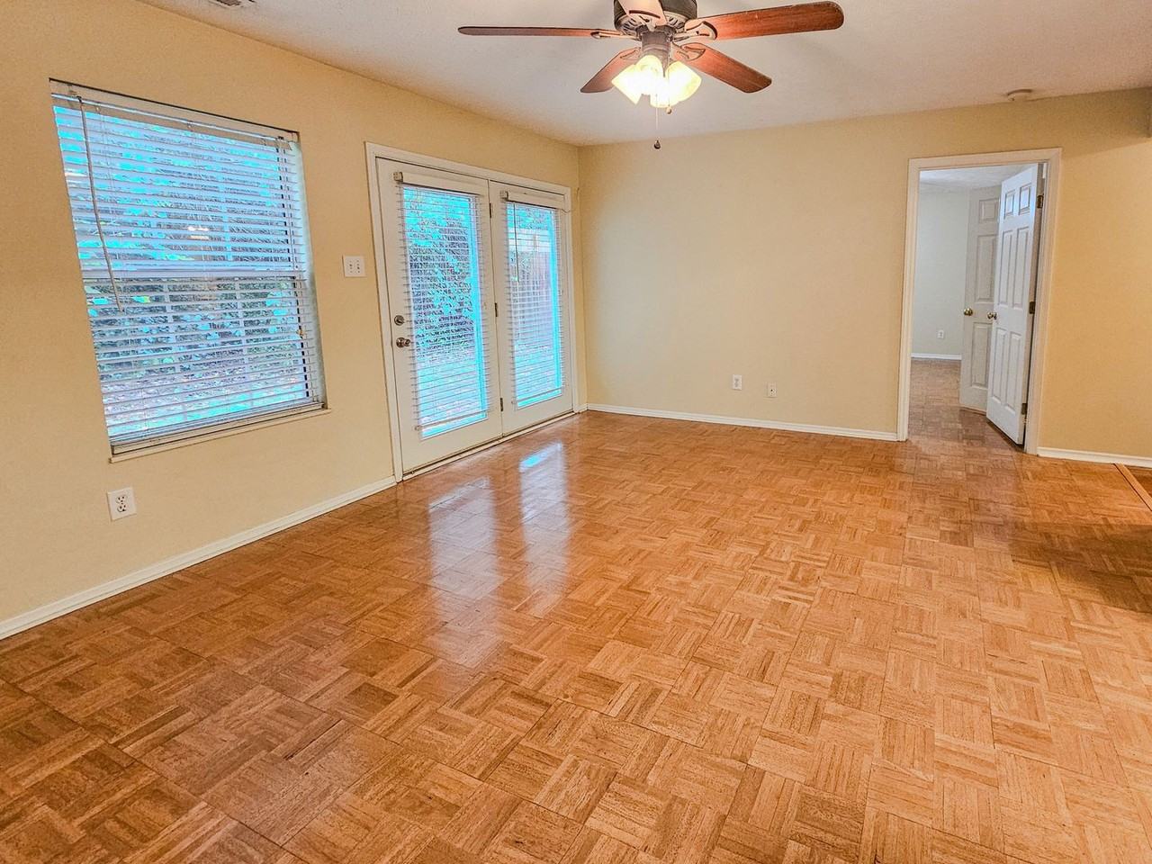 857 Ashley Michelle Ct - Photo 7 of 34