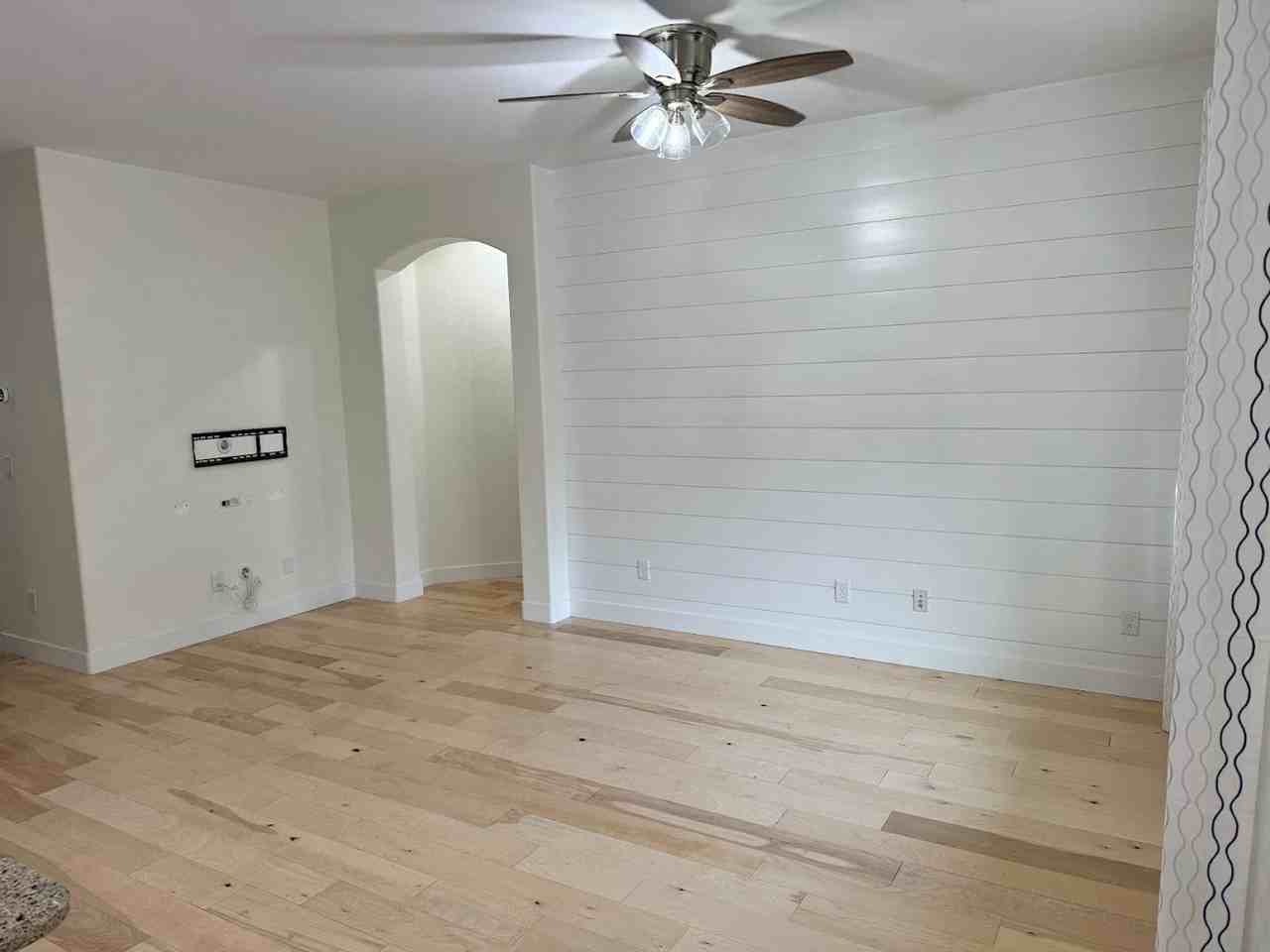 3357 E Cheyenne St - Photo 5 of 20