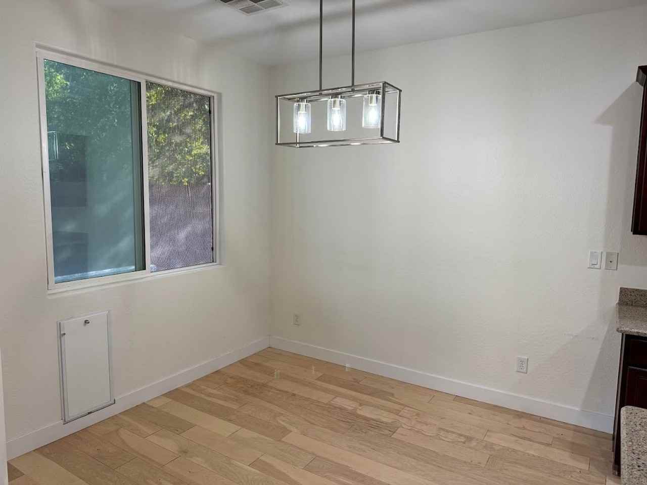 3357 E Cheyenne St - Photo 7 of 20