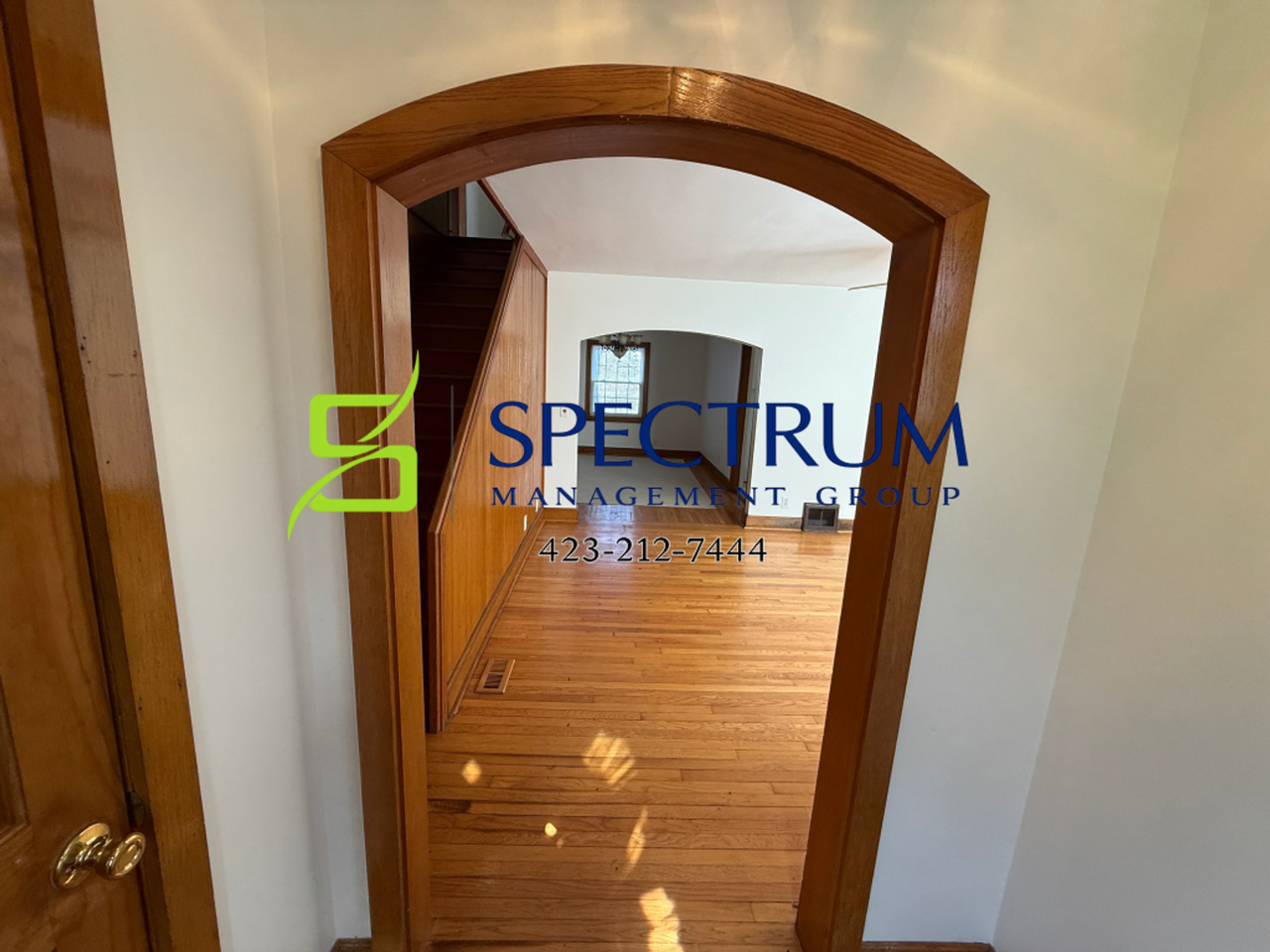 1148 Lake Dr - Photo 2 of 32