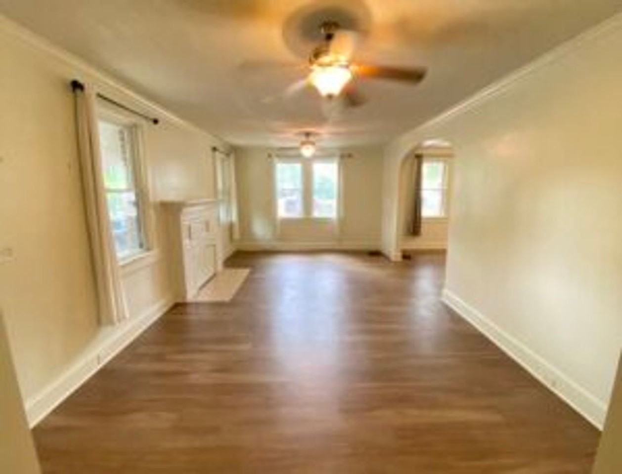 19 Hollywood Ct - Photo 3 of 14