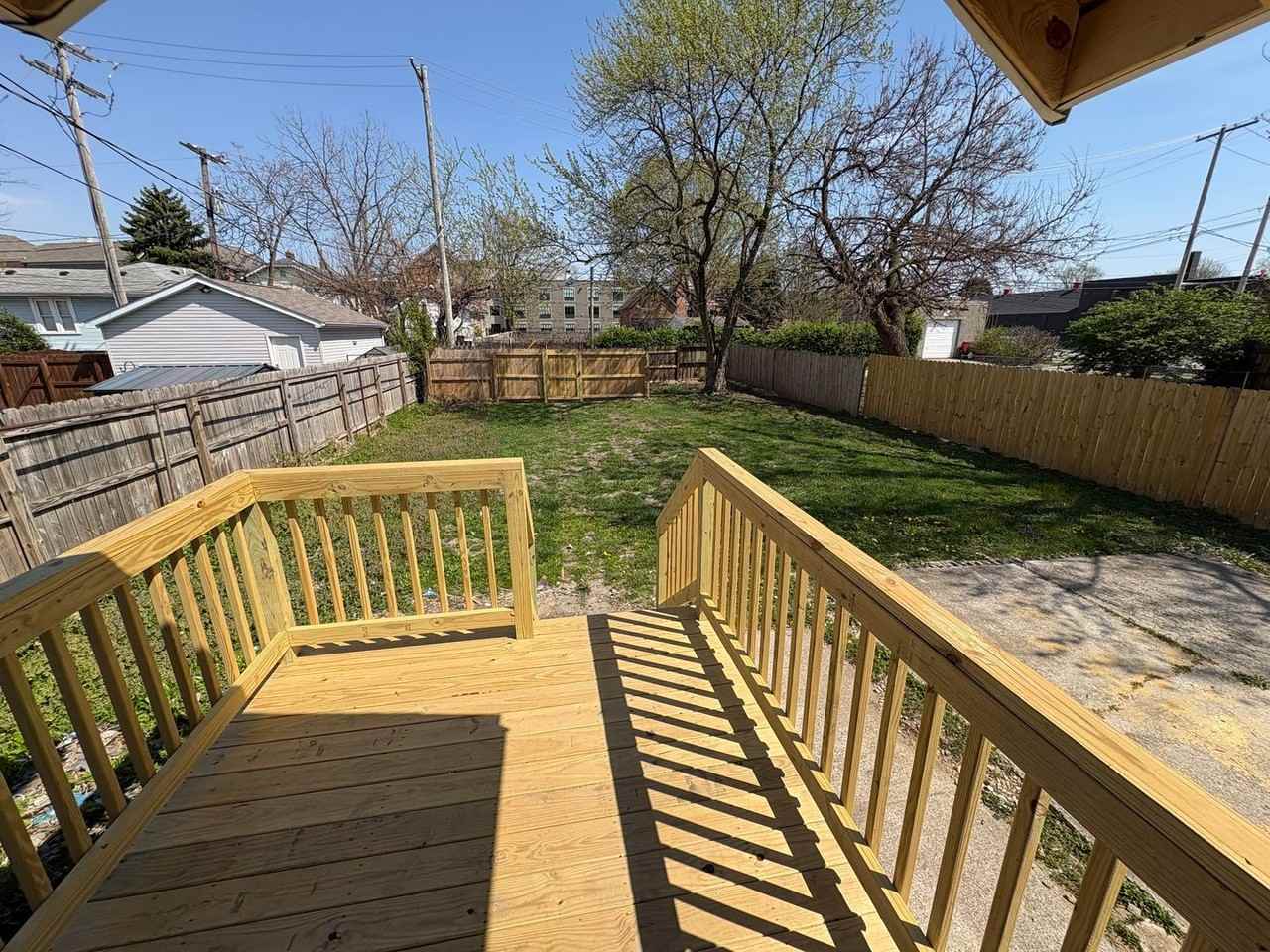 668 Wager St - Photo 3 of 10