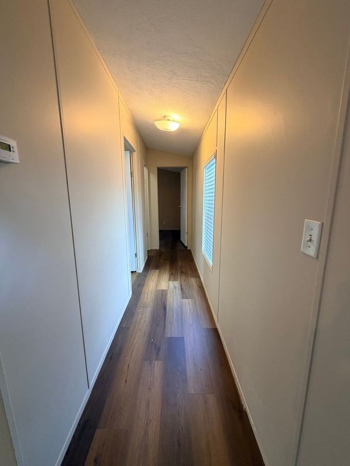 5231 Clover Ln - Photo 4 of 12