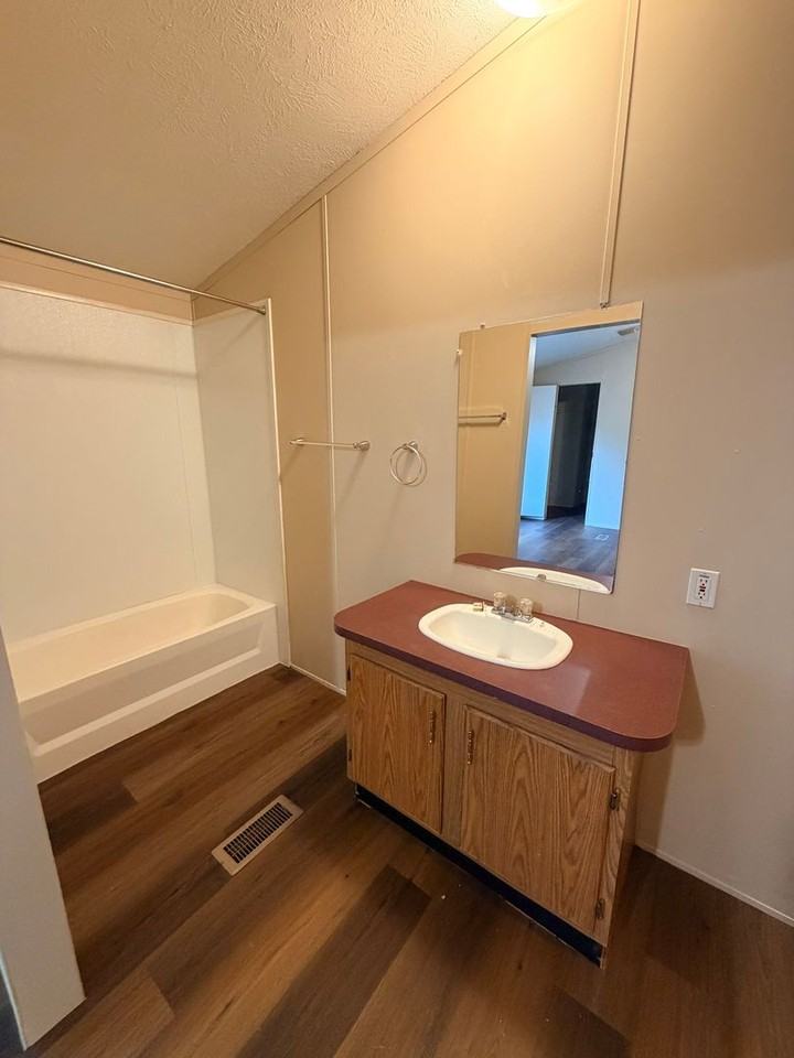 5231 Clover Ln - Photo 6 of 12