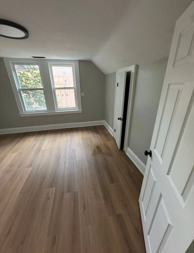 34 S Main St - Photo 5 of 10