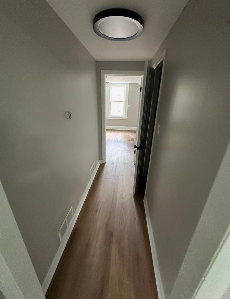 34 S Main St - Photo 7 of 10