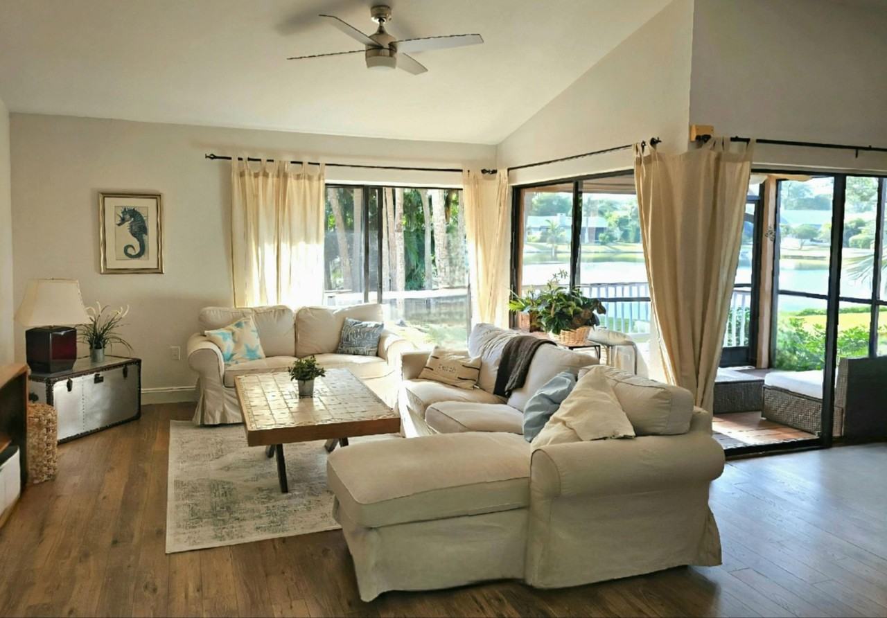 12299 Mcgregor Woods Cir - Photo 3 of 50