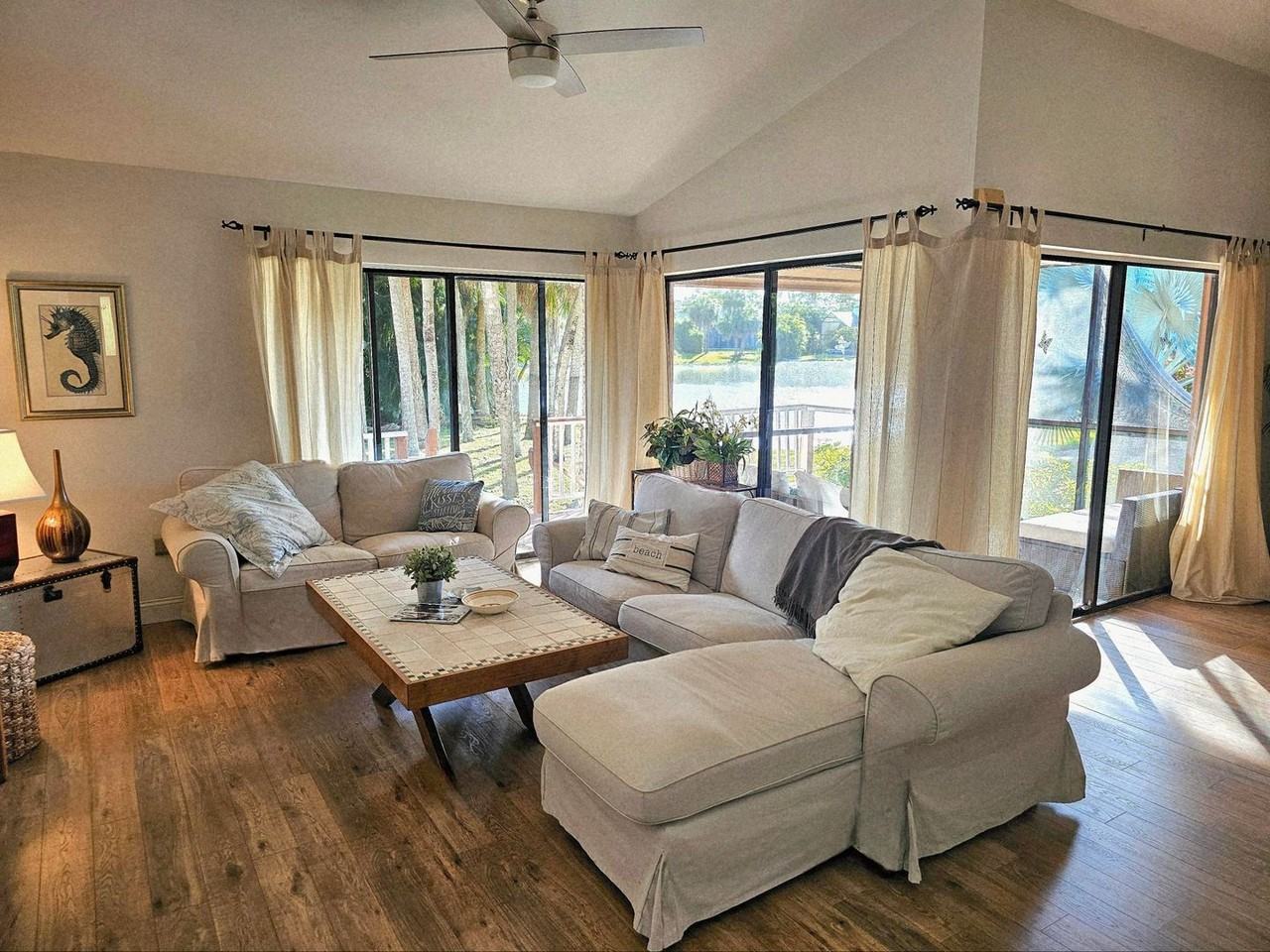 12299 Mcgregor Woods Cir - Photo 7 of 50