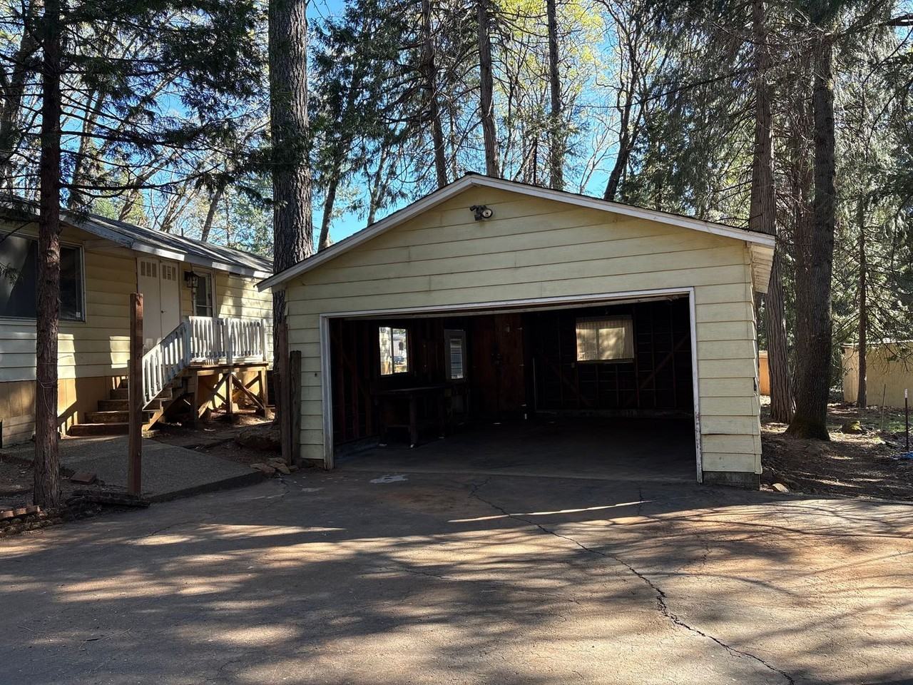 6218 Leicester Dr - Photo 7 of 8