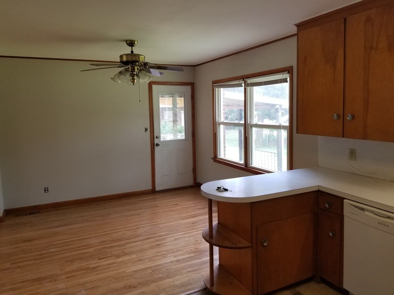 3732 E 30th St - Photo 6 of 14