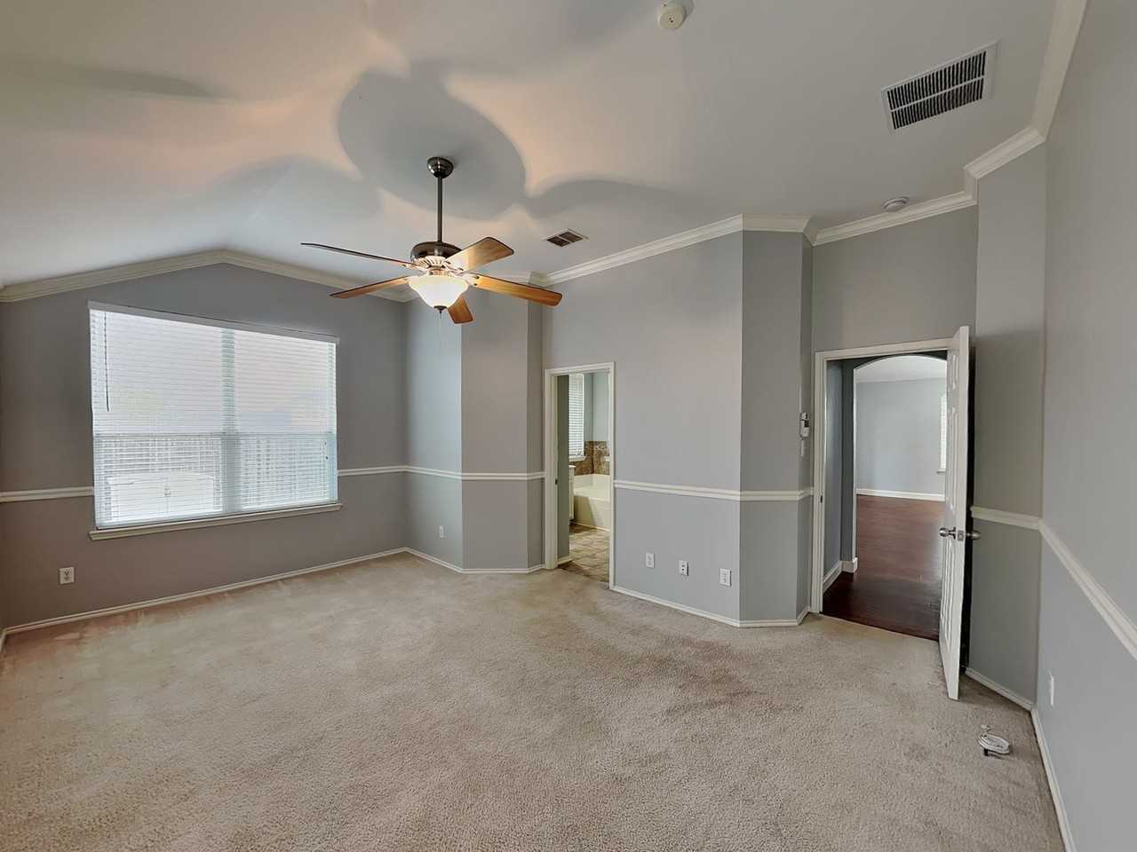 5920 Paloma Blanca Dr - Photo 6 of 16