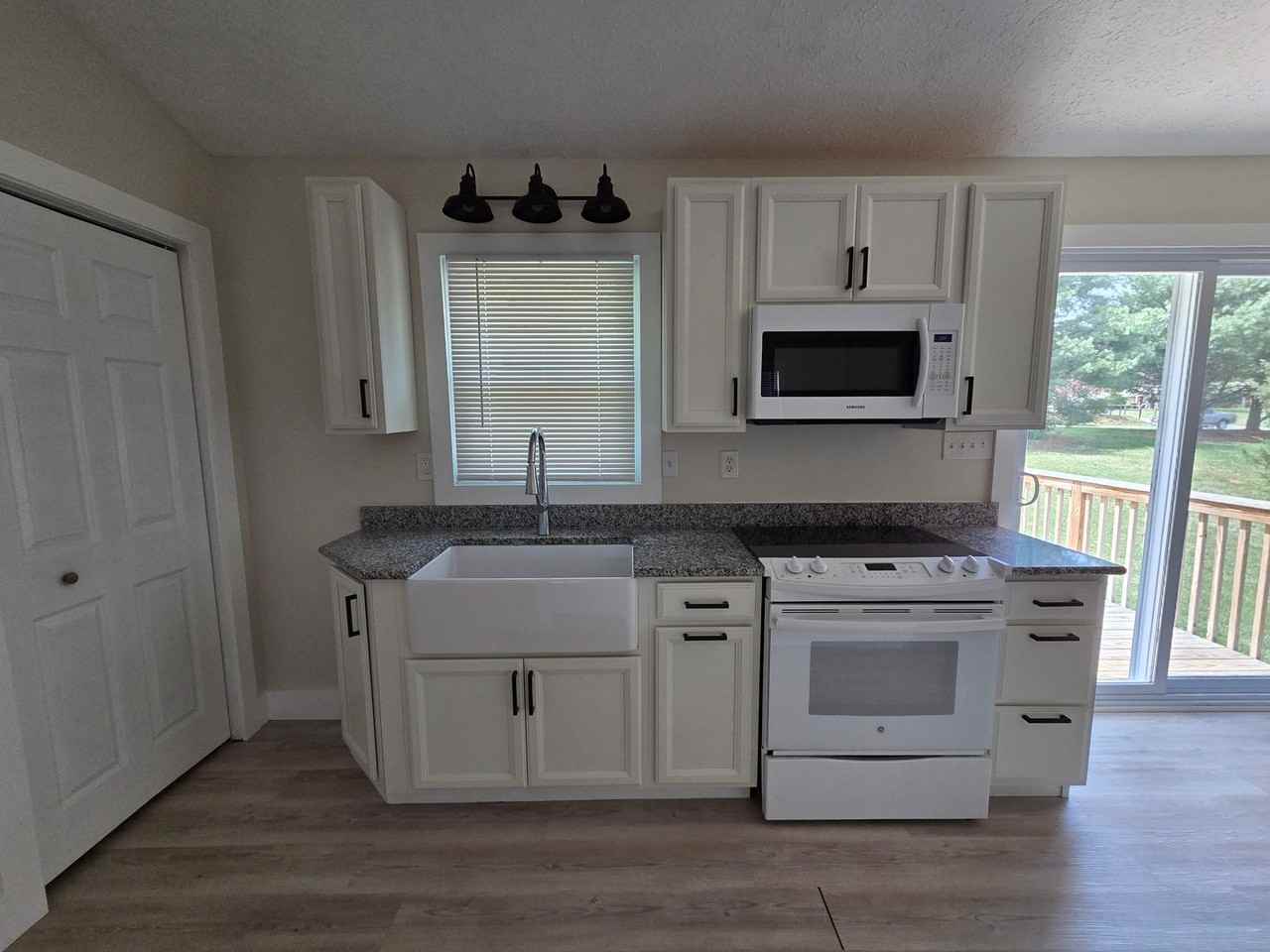 501 Bent Oak Ct - Photo 6 of 15