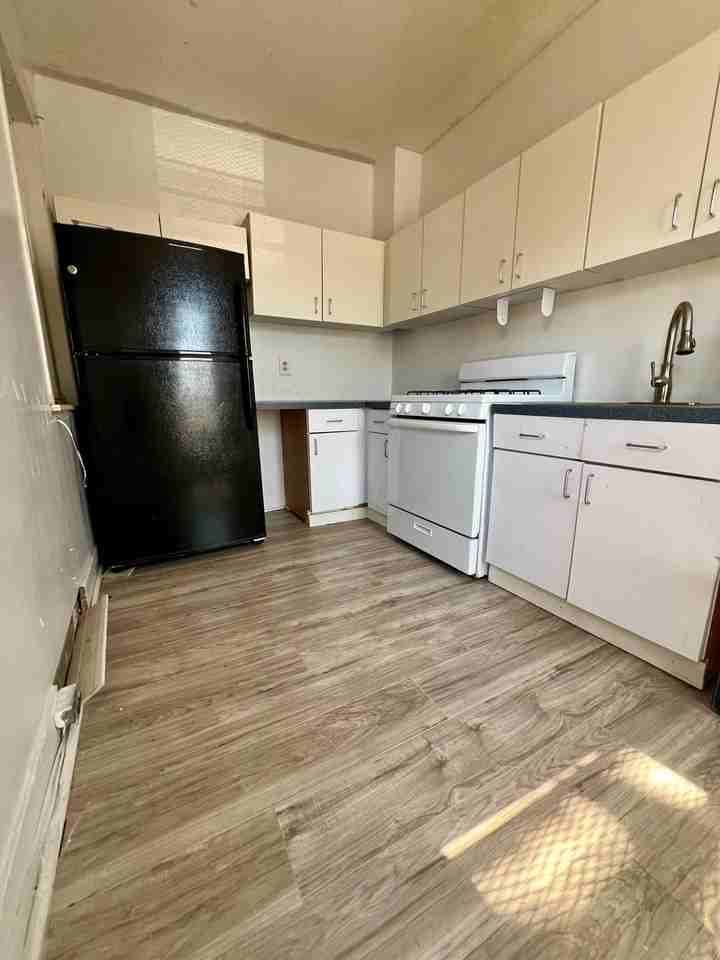 1500 N Frazier St - Photo 5 of 17