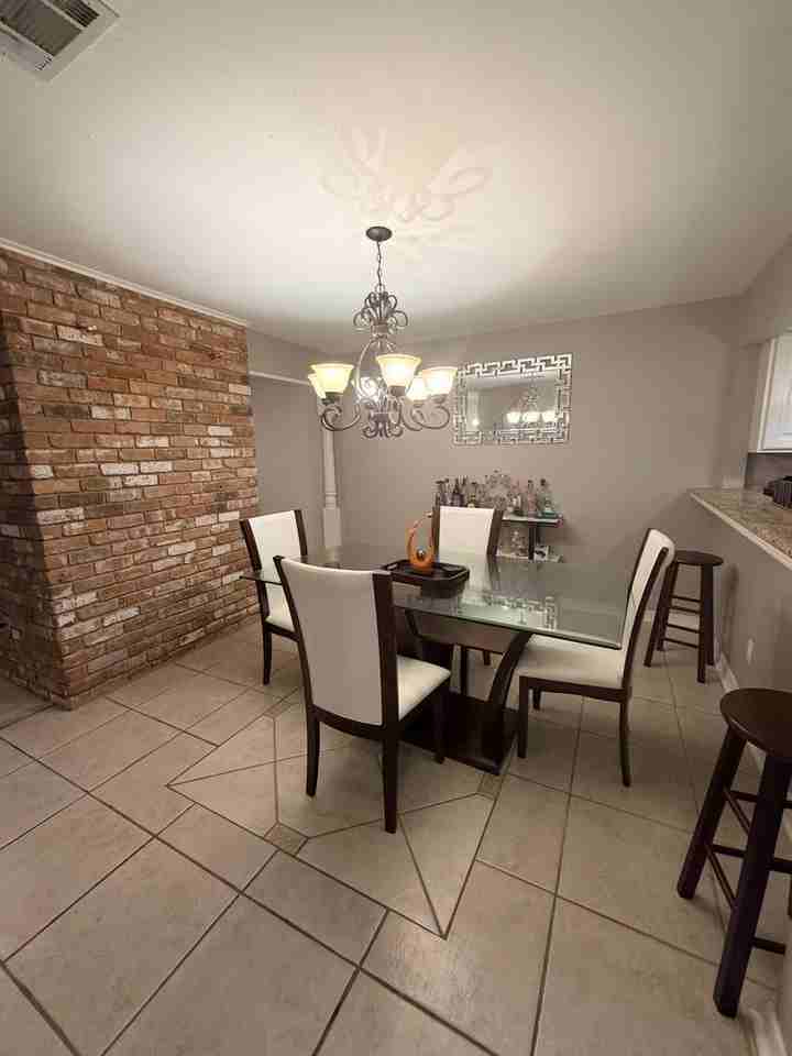 10014 Artesia Dr - Photo 4 of 12