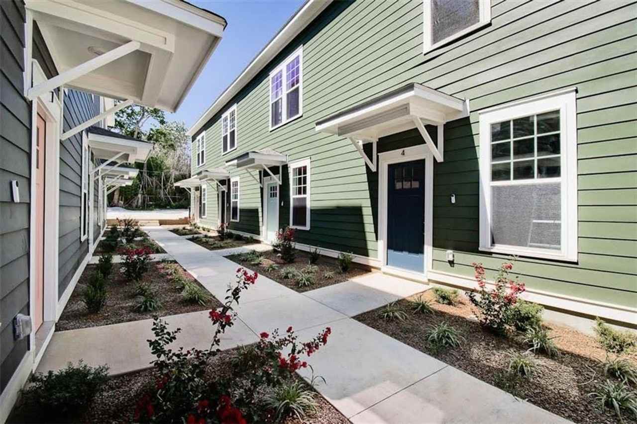 769 S Washington Ave - Photo 6 of 30