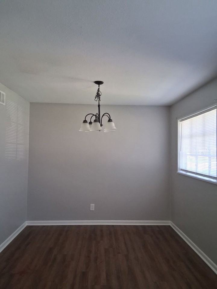 4539 Ritchey Dr - Photo 3 of 10