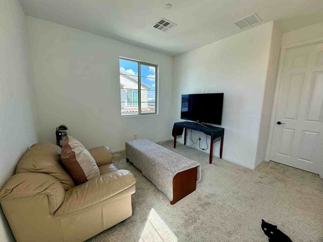 7508 Botany St - Photo 4 of 11