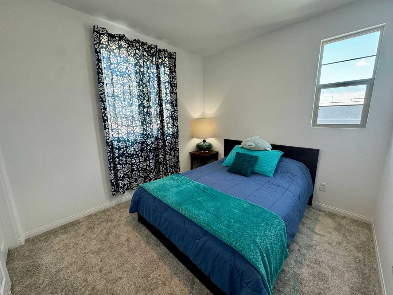 7508 Botany St - Photo 5 of 11