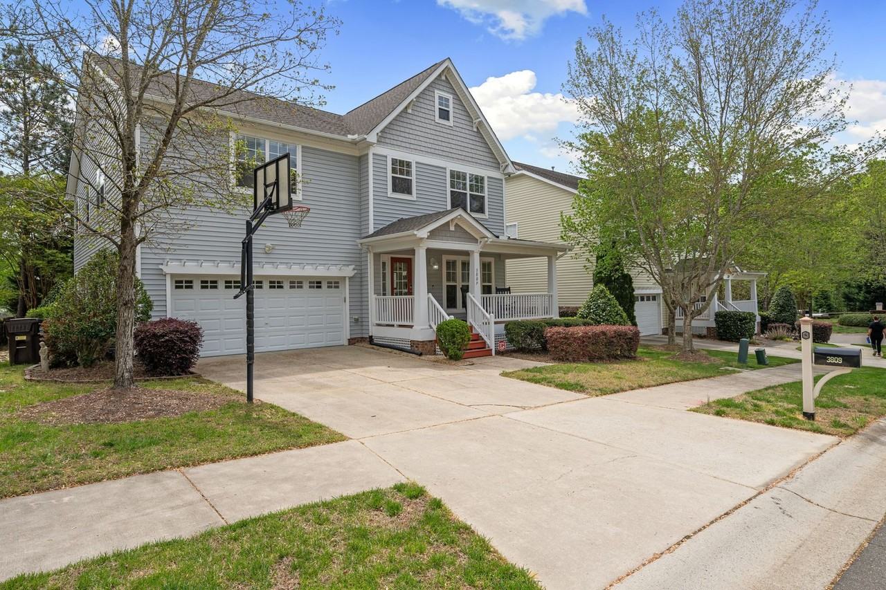 3809 Stoneybrook Dr - Photo 2 of 23