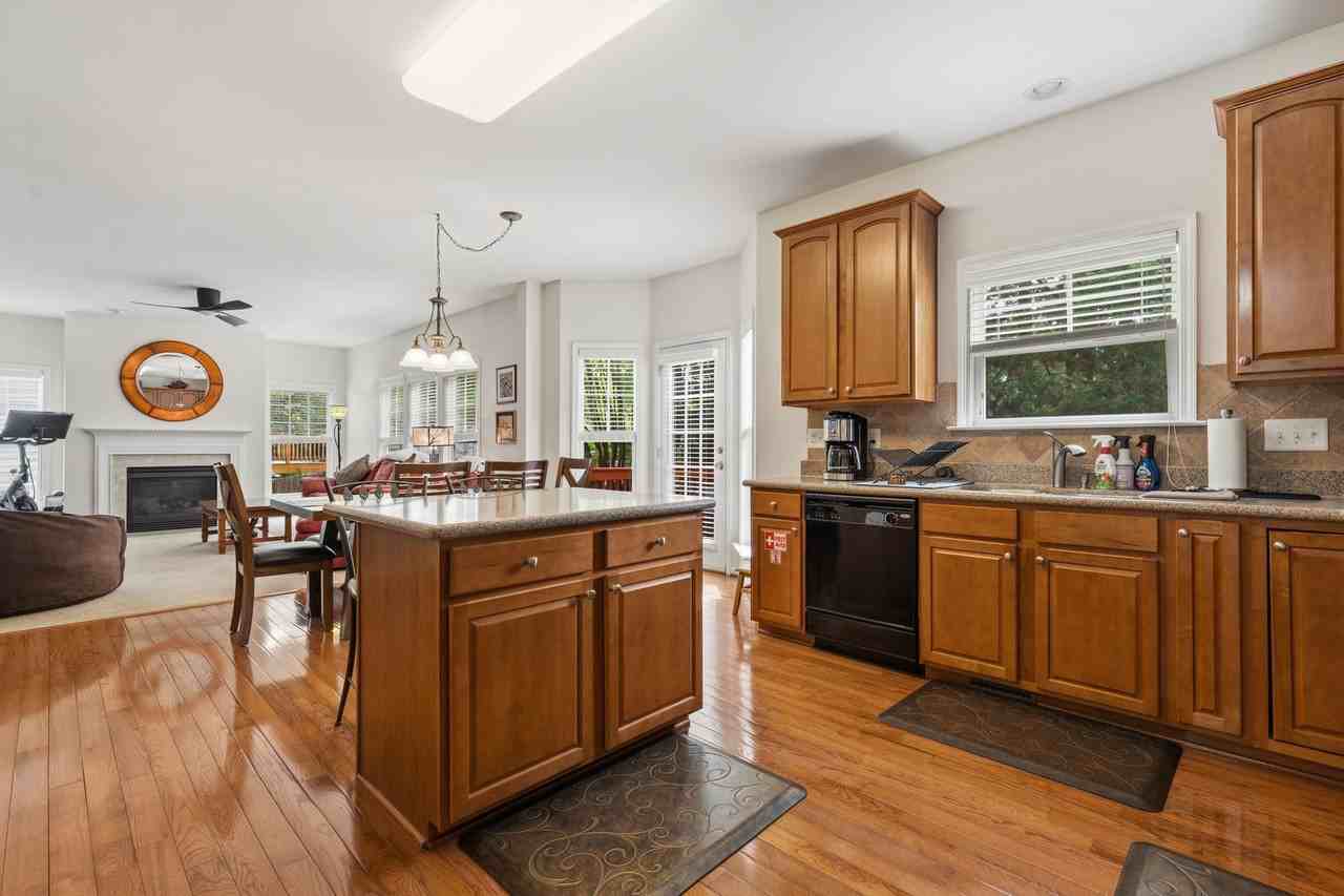 3809 Stoneybrook Dr - Photo 7 of 23