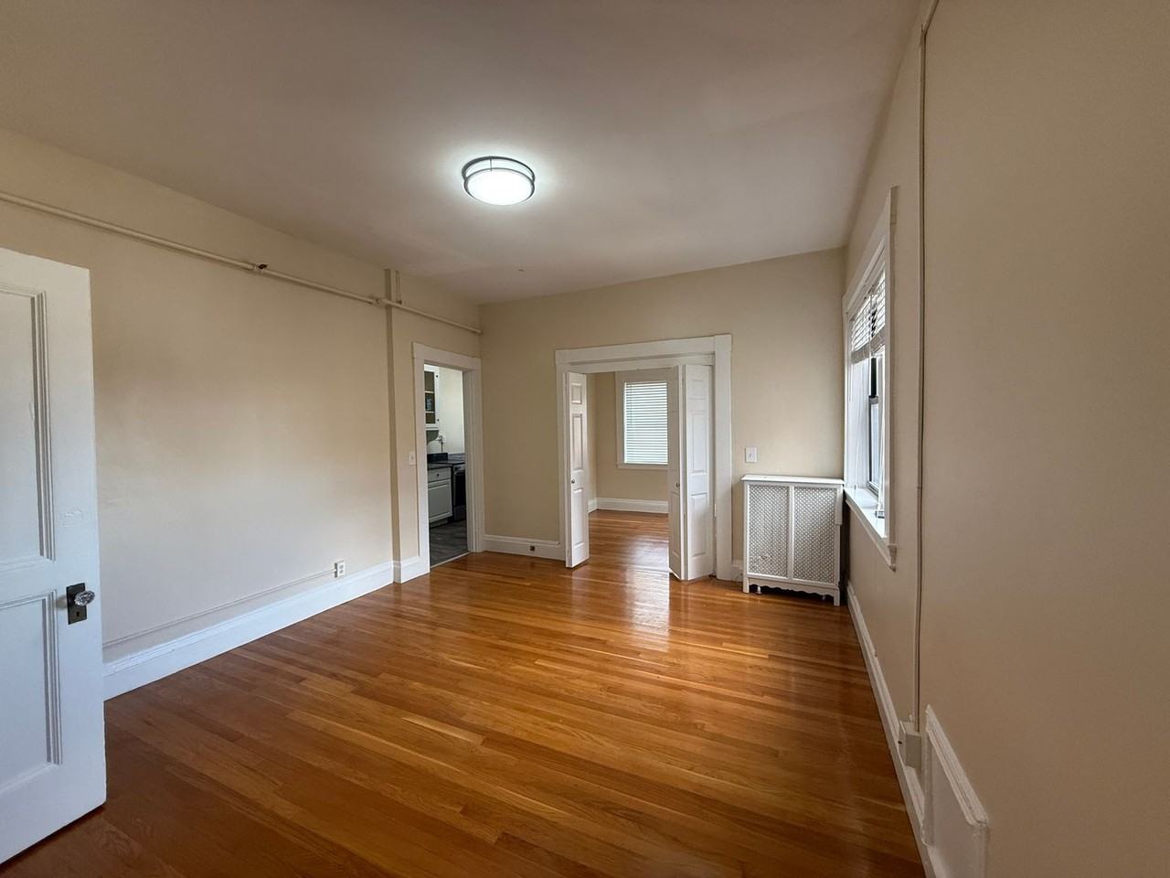 1470 Beacon St - Photo 4 of 14