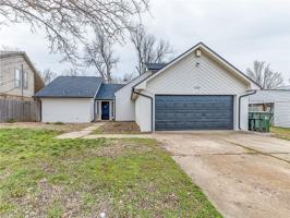 featured image of 2104 Whiteoak Cir