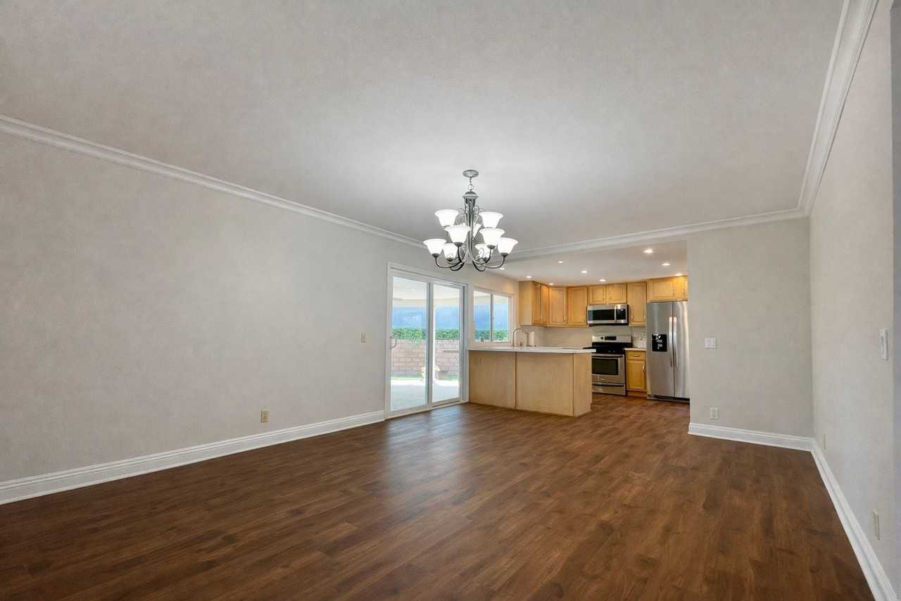 1108 Eaton Rd - Photo 4 of 13