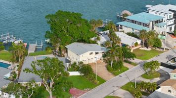 featured image of 7887 9th Ave S