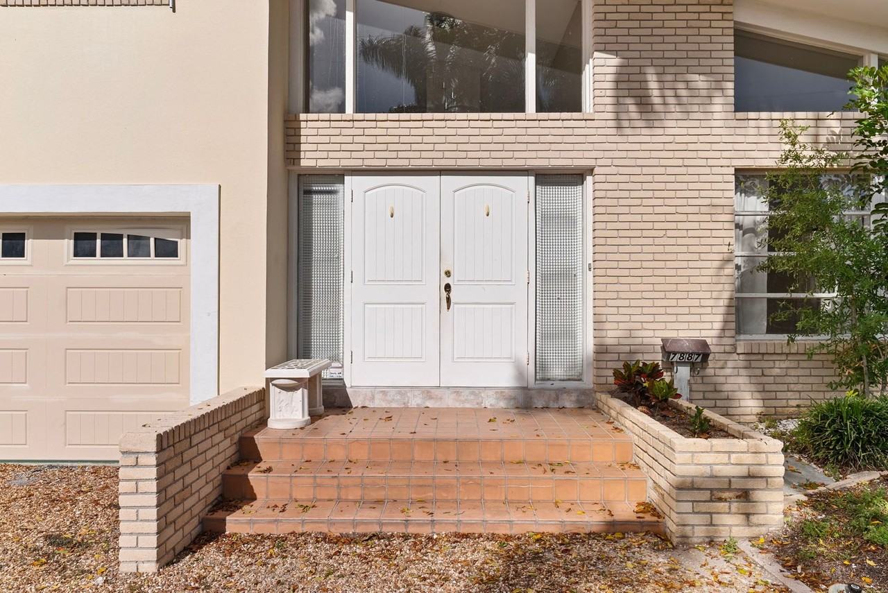 7887 9th Ave S - Photo 3 of 47