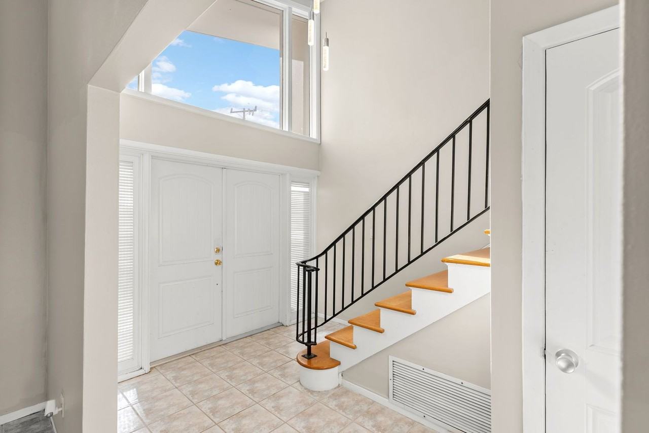 7887 9th Ave S - Photo 5 of 47