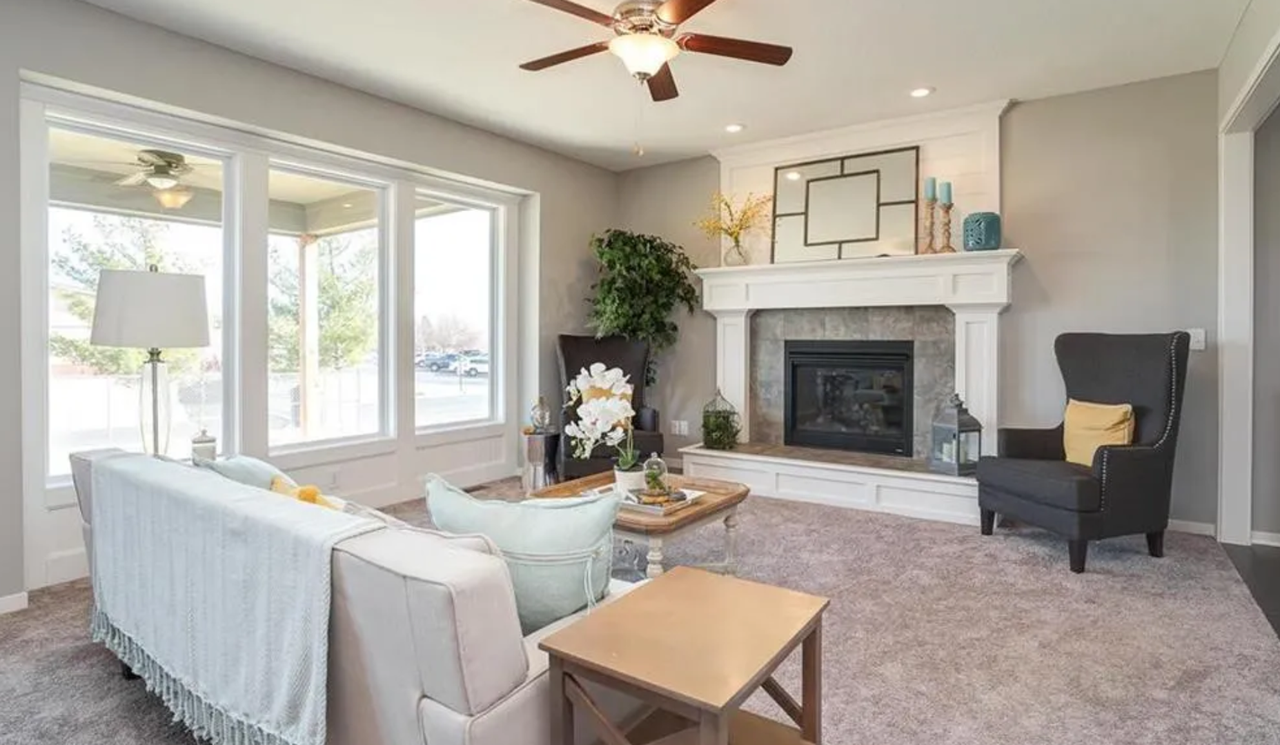 21705 W 46th Ter - Photo 4 of 21