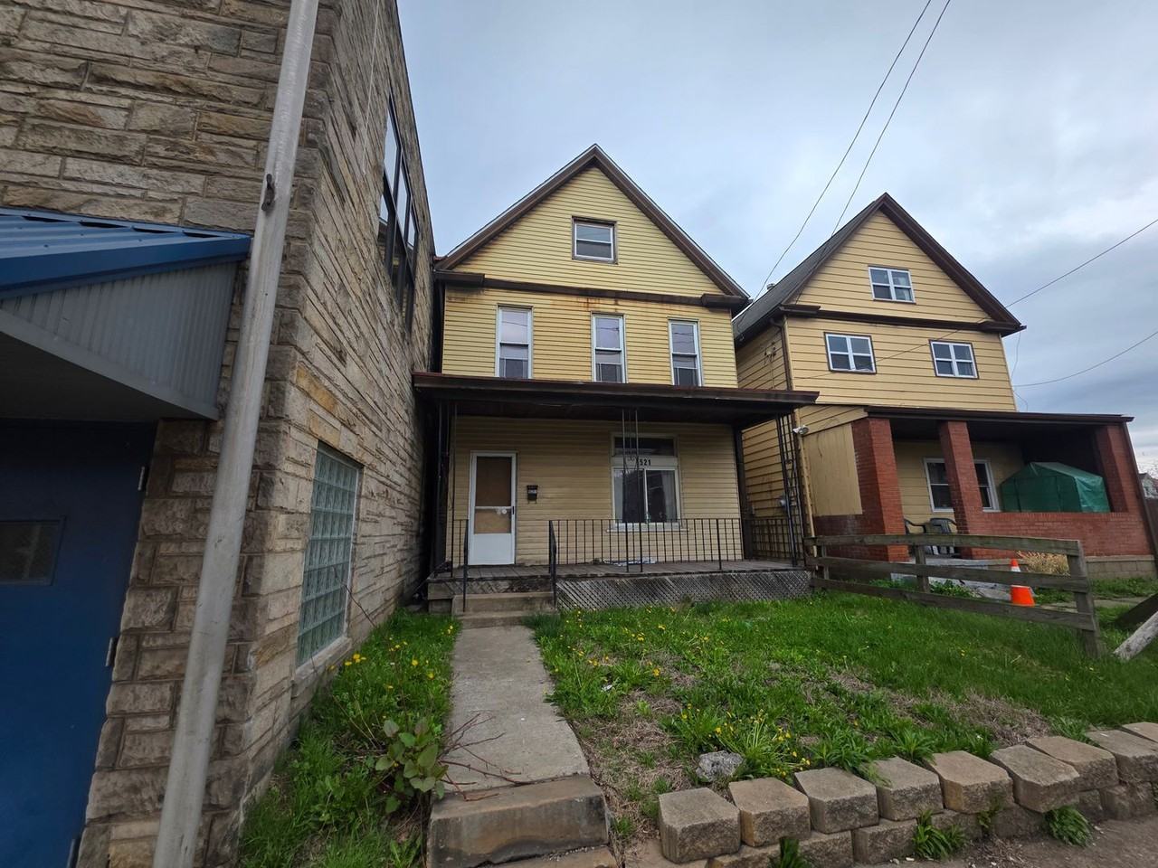 521 Bessemer Ave - Photo 2 of 33