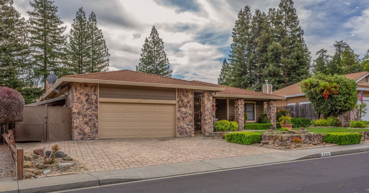 196 Auburn Way - Photo 2 of 50